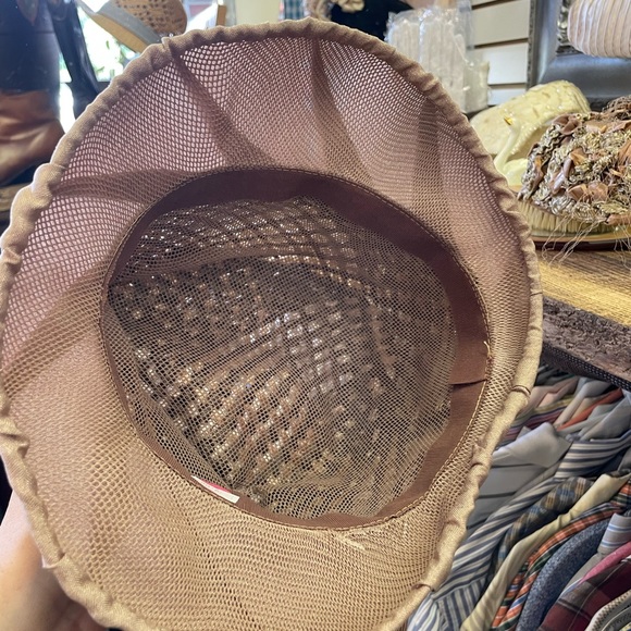 Vintage Ladies Beige Tan Deep Bucket Straw Woven Hat KY Derby Hippie Crocheted - Picture 6 of 10